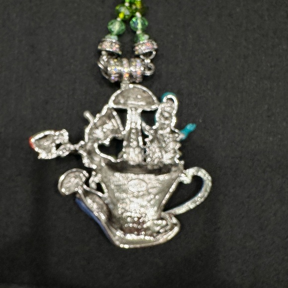 KIRKS FOLLY Wonderland Tea Party Magnetic Enhancer Silvertone - Picture 4 of 8